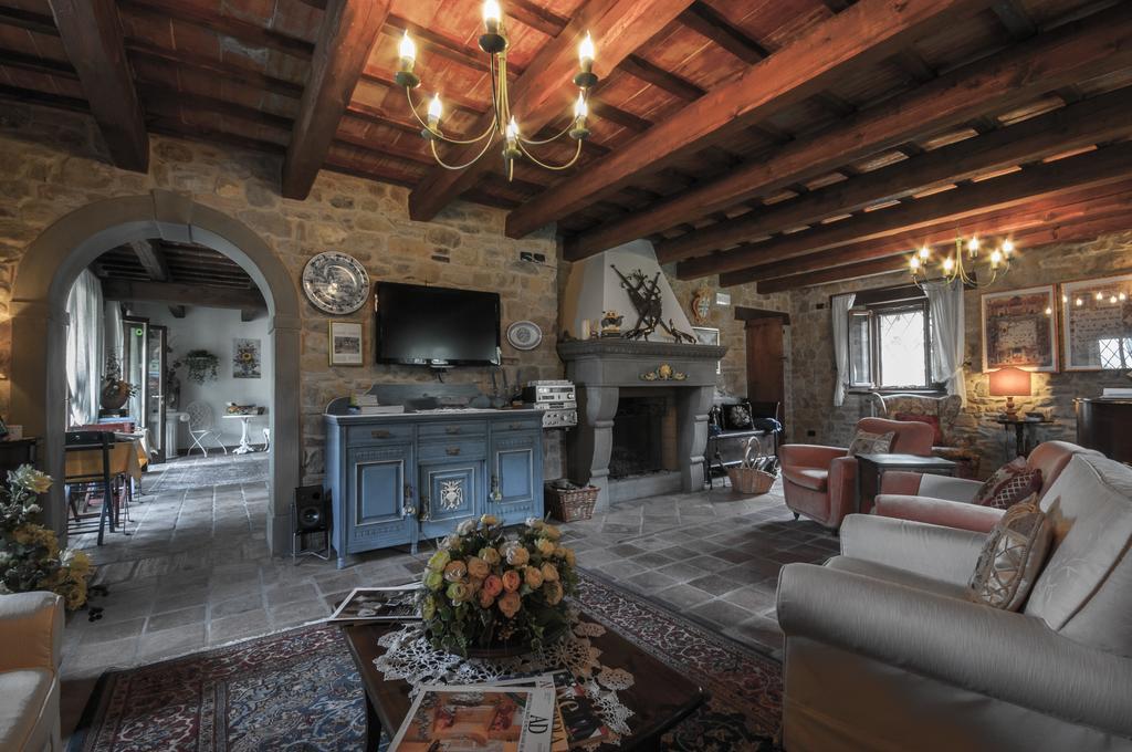 I Quattro Passeri Country House Санта-Паола Экстерьер фото
