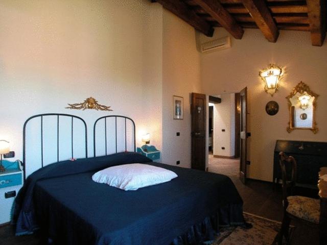 I Quattro Passeri Country House Санта-Паола Экстерьер фото